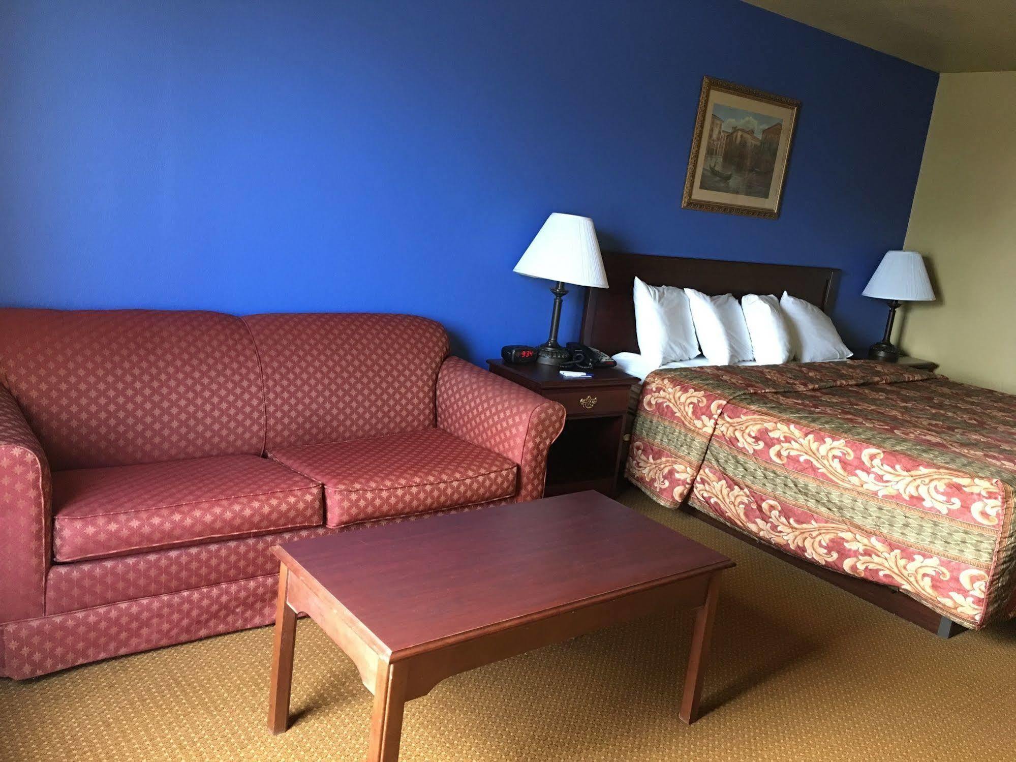 Econo Lodge Inn & Suites Greenbrier Εξωτερικό φωτογραφία